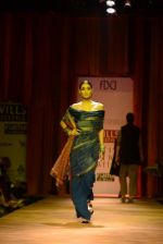 Model walks the ramp for Tarun Tahiliani Show at Wills Lifestyle India Fashion Week 2013 Day 2 in Mumbai on 14th March 2013 (25).JPG