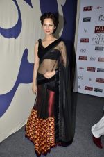 Esha Gupta on day 3 of of Wills Lifestyle India Fashion Week 2013 in Mumbai on 14th March 2013 (146).JPG