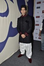 Siddharth Malhotra on day 3 of of Wills Lifestyle India Fashion Week 2013 in Mumbai on 14th March 2013 (154).JPG