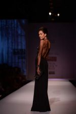 Lisa Haydon walks the ramp for Rana Gill Show at Wills Lifestyle India Fashion Week 2013 Day 4 in Mumbai on 16th March 2013 (10).JPG