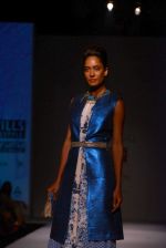 Lisa Haydon walks the ramp for Rana Gill Show at Wills Lifestyle India Fashion Week 2013 Day 4 in Mumbai on 16th March 2013 (19).JPG