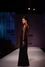 Lisa Haydon walks the ramp for Rana Gill Show at Wills Lifestyle India Fashion Week 2013 Day 4 in Mumbai on 16th March 2013 (8).JPG