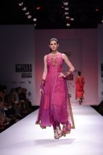 Model walks for Chandrani, Mrinalini, Dhruv-Pallavi Show at Wills Fashion Week 2013 Day 5 on 17th March  (137).JPG