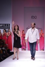 Model walks for Chandrani, Mrinalini, Dhruv-Pallavi Show at Wills Fashion Week 2013 Day 5 on 17th March  (171).JPG