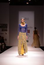 Model walks for Chandrani, Mrinalini, Dhruv-Pallavi Show at Wills Fashion Week 2013 Day 5 on 17th March  (25).JPG
