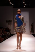 Model walks for Chandrani, Mrinalini, Dhruv-Pallavi Show at Wills Fashion Week 2013 Day 5 on 17th March  (37).JPG