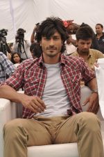 Vidyut Jamwal at the launch of Big RTL Thrill channel in Mumbai on 19th March 2013 (99).JPG