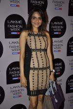 Madhoo Shah on Day 1 at Lakme Fashion Week 2013 in Grand Hyatt, Mumbai on 22nd March 2013 (42).JPG