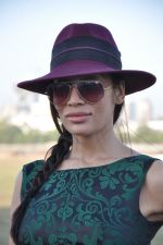 Sofia Hayat at Gitanjali Polo Match and Nachiket Barve fashion show in RWITC, Mumbai on 30th March 2013 (67).JPG