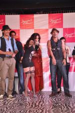 Ameesha Patel, Zayed Khan at Amessha Patel_s production house launches new film ventures in Mumbai on 2nd April 2013 (48).JPG