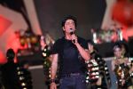 Shahrukh Khan at IPL 6 opening ceremony in Kolkata on 2nd April 2012 (3).jpg