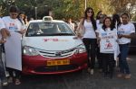 Tulip Joshi at don_t drink and drive campaigh by tab cab in Carters, Mumbai on 5th April 2013 (14).JPG