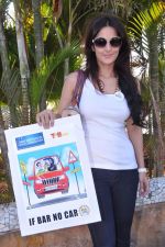 Tulip Joshi at don_t drink and drive campaigh by tab cab in Carters, Mumbai on 5th April 2013 (32).JPG