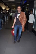 MAnoj Bajpai arrive from TOIFA 2013 in Mumbai on 8th April 2013 (87).JPG