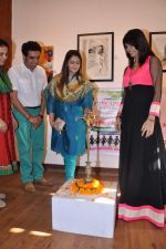 Nagma inaugurate art exhibition by Medscape India in Kalaghoda, Mumbai on 8th April 2013 (6).JPG