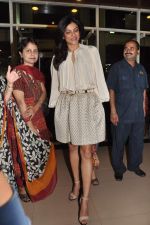 Sushmita Sen at Gautam patole art event in Nehru Centre, Mumbai on 9th April 2013 (69).JPG