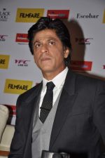 Shahrukh Khan at Filmfare 100 years of Cinema issue launch in Escobar, Mumbai on 10th April 2013 (72).JPG