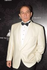 Dalip Tahil at Zoya introduces exquisite Jewels of the Crown jewellery line in Mumbai on 13th April 2013 (46).JPG