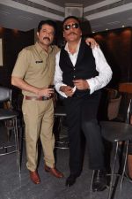 Anil Kapoor, Jackie Shroff snapped at media interviews for TV channels in Cest La Vie, Mumbai on 17th April 2013 (29).JPG