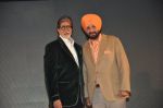 Amitabh Bachchan, Navjot Singh Sidhu  unveil Sidhu_s Sherry on Topp in J W Marriott, Juhu, Mumbai on 18th April 2013 (25).JPG
