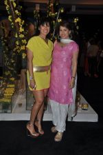 Amrita Raichand at the Launch of Maheka Mirpuri_s The Yellow Rose Collection in Mumbai on 18th April 2013 (61).JPG