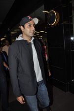 Abhishek Bachchan return from NY in Mumbai Airport on 23rd April 2013 (3).JPG