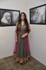 Gracy Singh at Sanyog art show in Jehangir Gallery, Mumbai on 26th April 2013 (4).JPG