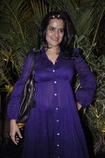 Sona Mohapatra at the Launch of Gallery 7 art gallery in Mumbai on 26th April 2012 (32).JPG