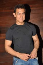 Aamir Khan at Bombay Talkies spl screening in Mumbai on 29th April 2013 (12).JPG