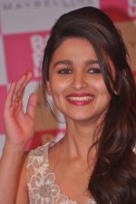 Alia Bhatt unveils Maybelline new collection in Canvas, Mumbai on 2nd May 2013 (34).JPG