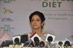 Sridevi at the launch of Live Well Diet book in Ravindra Natya Mandir on 3rd May 2013 (80).JPG