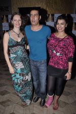 Mink Brar at sheesha lounge showman group bash in Mumbai on 6th May 2013 (32).JPG