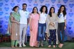 Kangana Ranaut, Abhishek Kapoor, Shraddha Kapoor with their moms at P&G thank you mom event in Bandra, Mumbai on 8th May 2013 (56).JPG