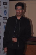 Manish Malhotra at WIFT-national awardees felicitation in Taj Land_s End, Bandra, Mumbai on 9th May 2013 (65).JPG