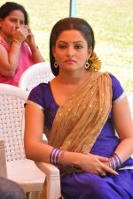 Nisha Parulekar at the Mahurat of Marathi movie Full to Dhamaal in Madh, Mumbai on 13th May 2013 (49).JPG