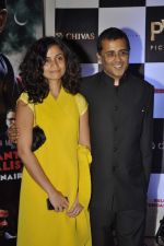 Chetan Bhagat at Mira Nair The Reluctant Fundamentalist premiere in PVR, Mumbai on 15th May 2013 (33).JPG