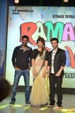 Prabhu Deva, Shruti Haasan, Girish Taurani at Rammaiya Vastavaiya music launch in Mumbai on 15th May 2013 (195).JPG