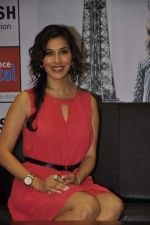 Sophie Choudry at Ishq in Paris promotions in Infinity Mall, Mumbai on 17th May 2013 (7).JPG