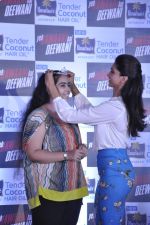 Deepika Padukone at Parachute promotional event in Mumbai on 21st May 2013 (50).JPG