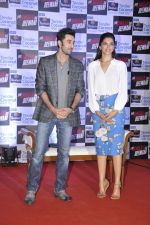 Ranbir Kapoor and Deepika Padukone at Parachute promotional event in Mumbai on 21st May 2013 (4).JPG