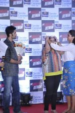 Ranbir Kapoor and Deepika Padukone at Parachute promotional event in Mumbai on 21st May 2013 (45).JPG