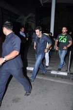 Ranbir Kapoor snapped at airport in Mumbai on 25th May 2013 (19).JPG