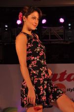 at the Launch of Bata shoes in Trident, Mumbai on 27th May 2013 (122).JPG