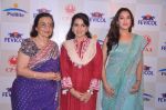 Asha Parekh, Shaina NC, Rashmi Nigam at Shaina NC_s show for cancer patients in Kala Ghoda, Mumbai on 28th May 2013 (10).JPG