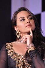 Sonakshi Sinha at the First look & trailer launch of Once Upon A Time In Mumbaai Again in Filmcity, Mumbai on 29th May 2013 (7).JPG