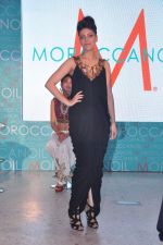 at Moroccanoil launch in Tote, Mumbai on 5th June 2013 (40).JPG