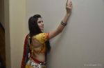 Rekha Rana glam backless photo shoot in Mumbai on 18th June 2013 (29).JPG