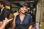 Mandira Bedi at the launch of Argentum Jewelry  Store in Bandra, Mumbai on 19th June 2013 (28).JPG