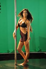 Poonam Pandey shoots a promo video for Nasha in Mumbai on 19th June 2013 (26).JPG