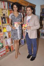 Gul Panag at Atulya Mahajan_s book Amreekan Desi book launch in Crossword, Mumbai on 29th June 2013 (3).JPG